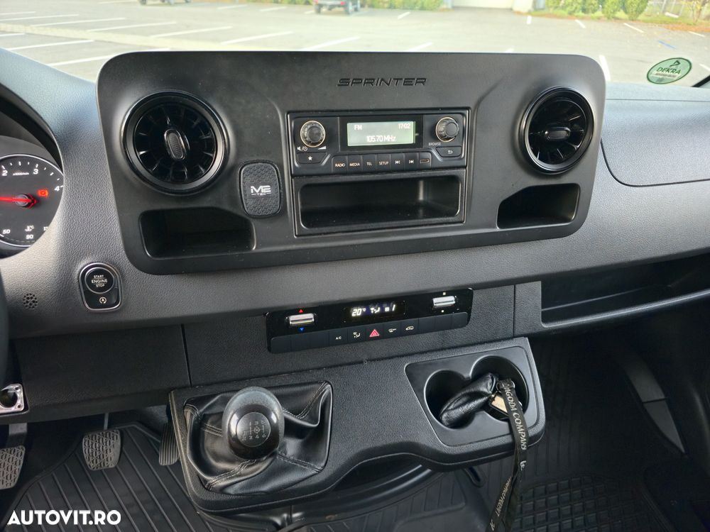 Mercedes-Benz Sprinter - 7