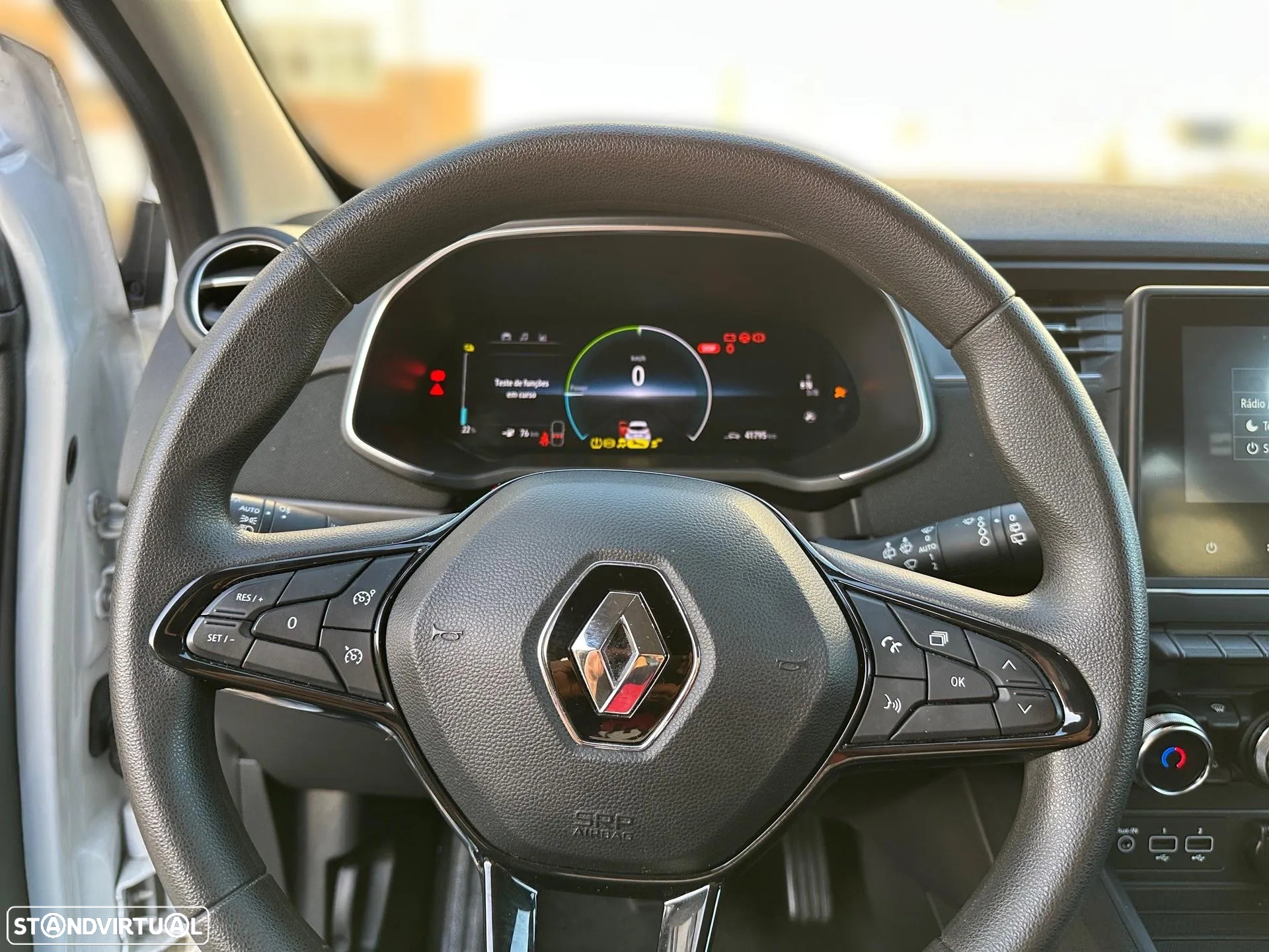 Renault Zoe (c/ Bateria) Limited 50 - 8