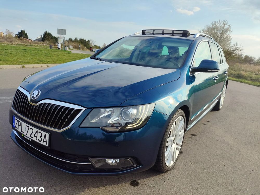 Skoda Superb 2.0 TDI Elegance - 35