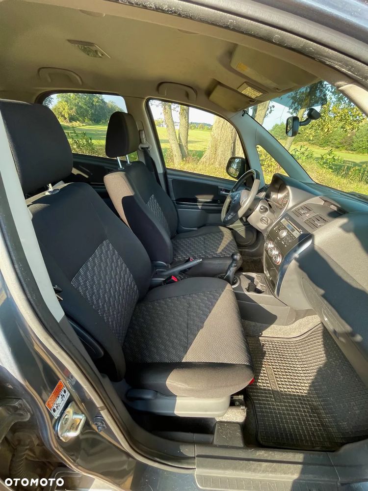 Suzuki SX4 1.6 GLX / Comfort - 7