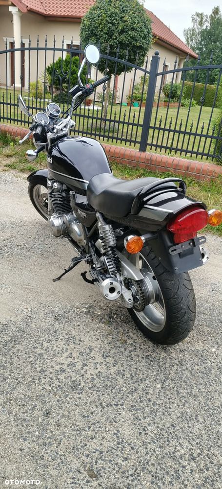 Kawasaki Zephyr - 8