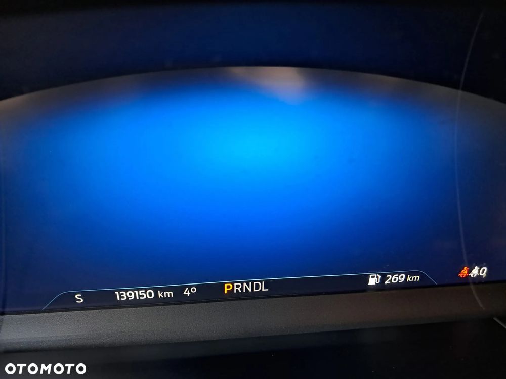 Ford Kuga 2.5 Duratec FHEV 4x4 ST-LINE - 10