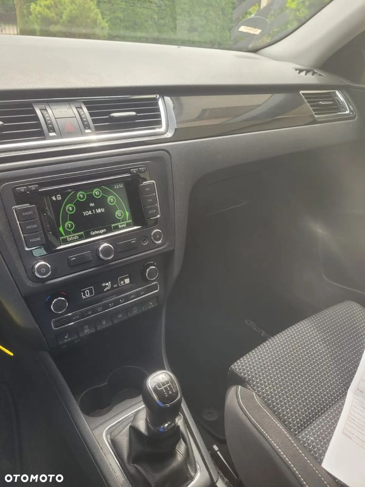 Skoda RAPID 1.2 TSI Elegance Green tec - 7
