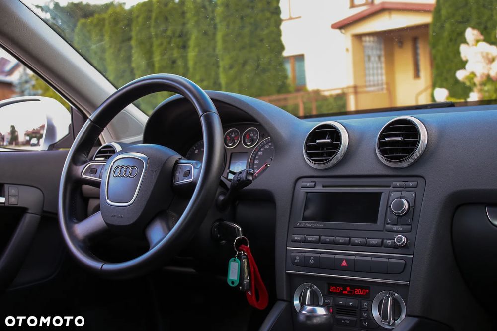 Audi A3 Sportback 2.0 TDI DPF (DSG) S tronic Ambiente - 27