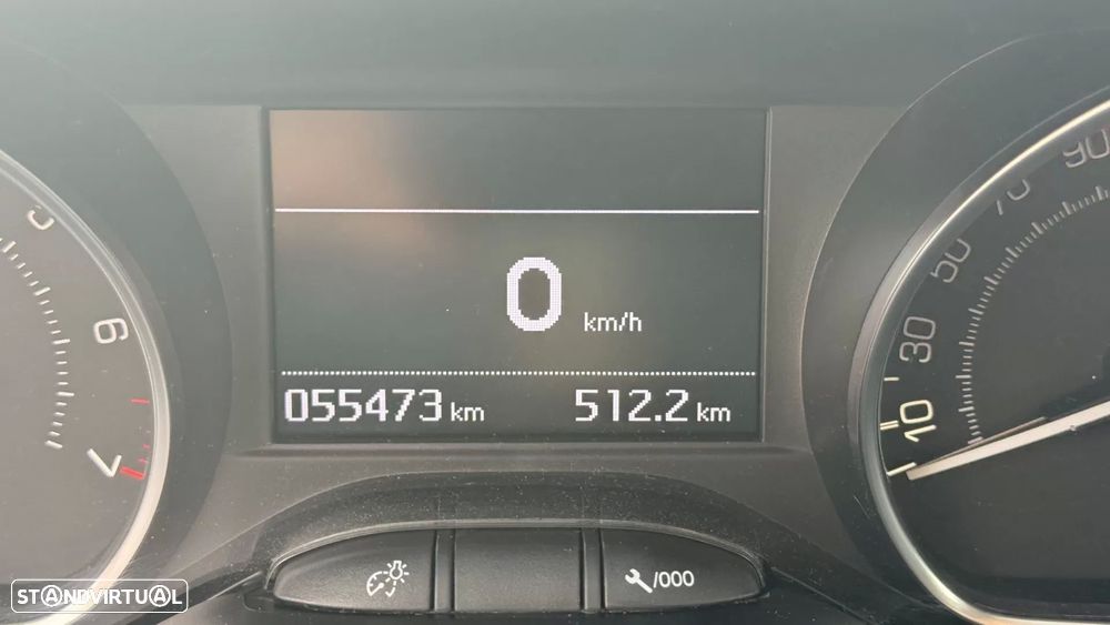 Peugeot 2008 1.2 PureTech Style - 27