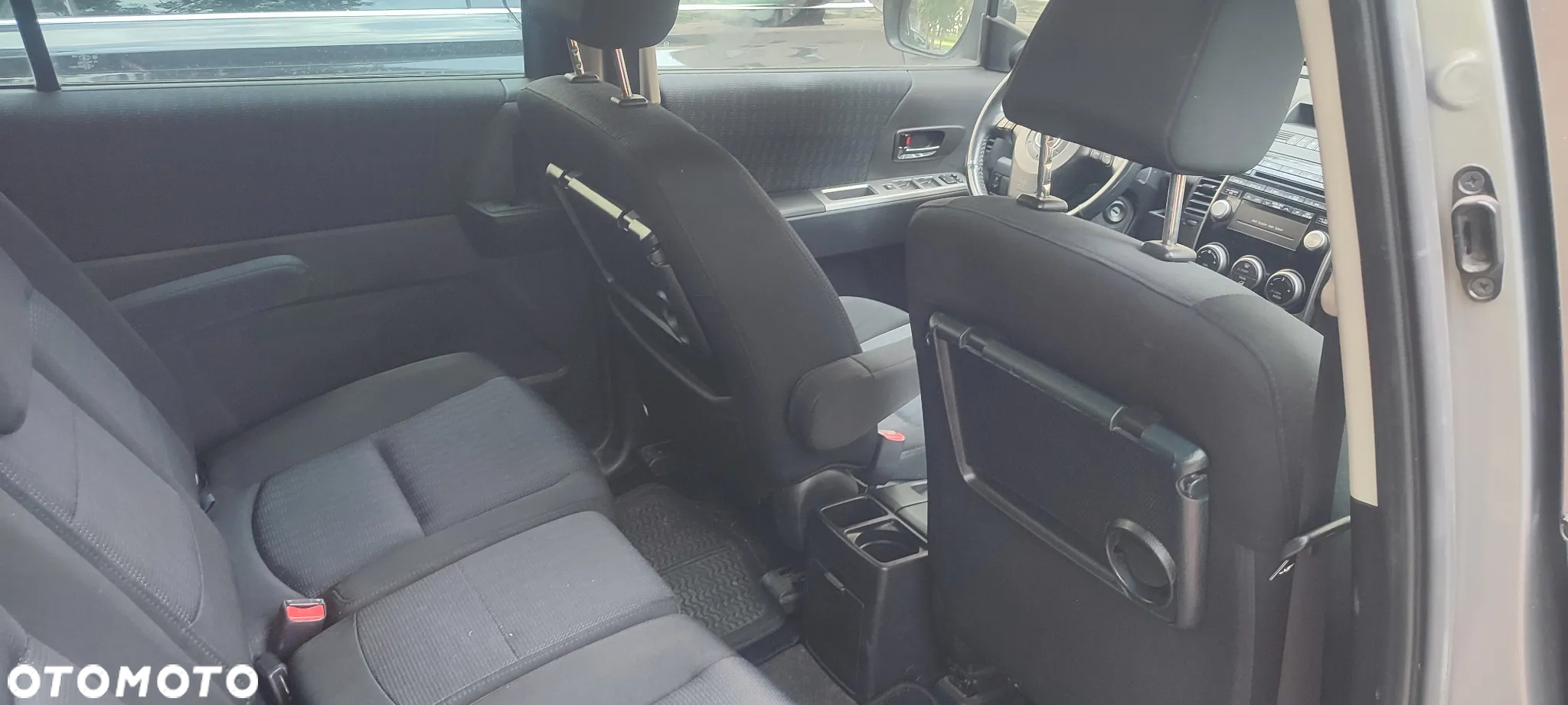 Mazda 5 2.0 CD DPF Exclusive - 29