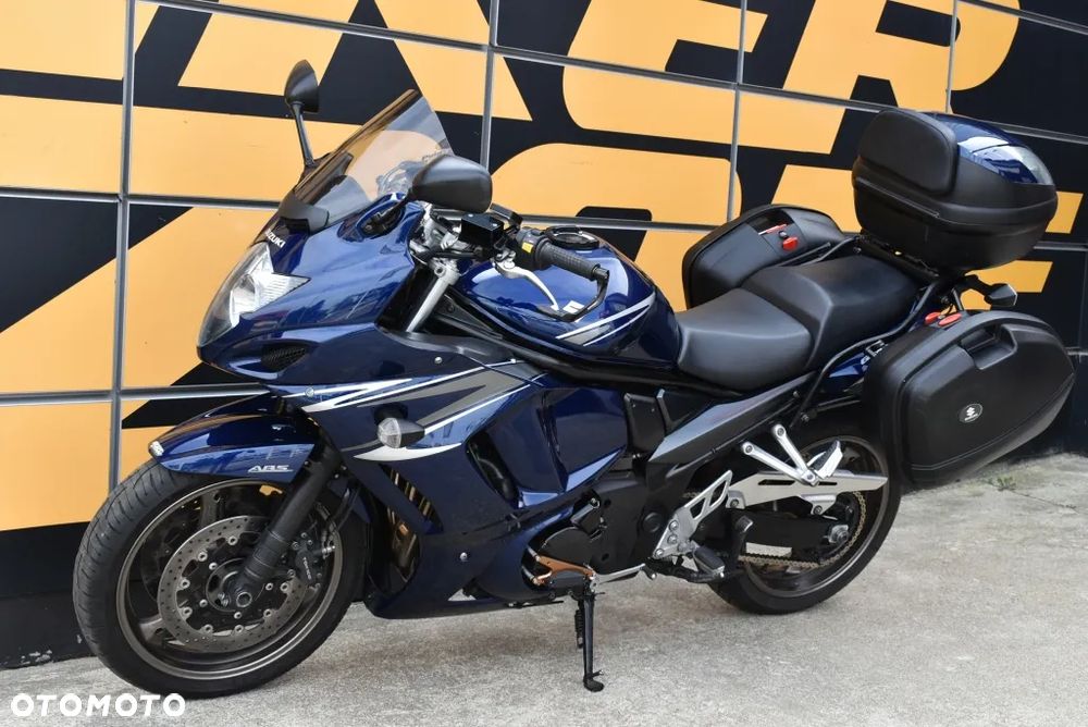 Suzuki GSX - 7