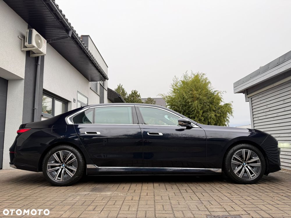BMW Seria 7 - 5