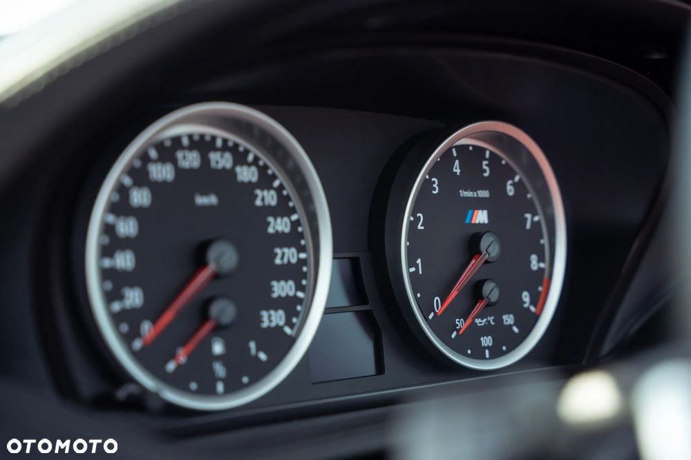 BMW M6 Standard - 23