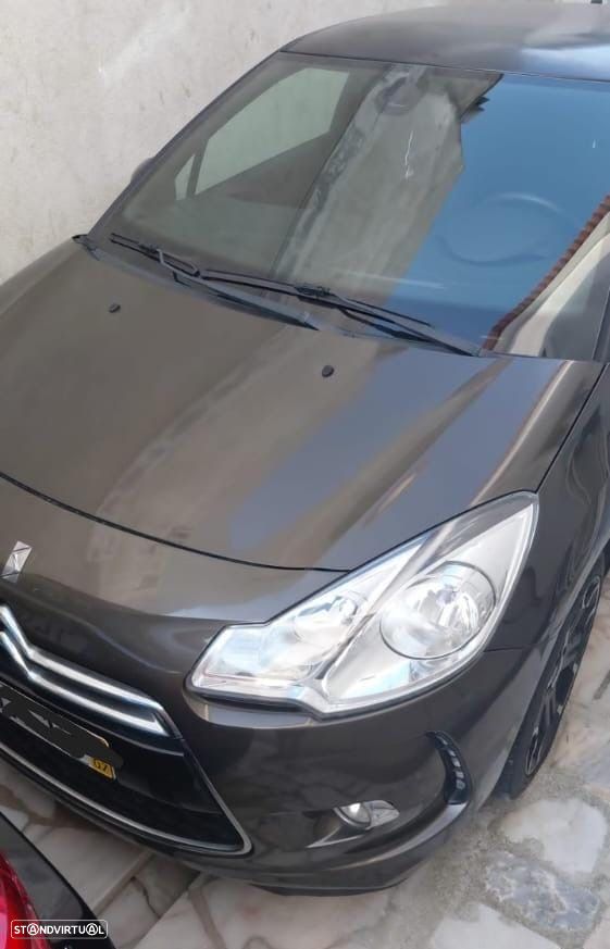 Citroën DS3 1.6 BlueHDi Sport Chic - 4