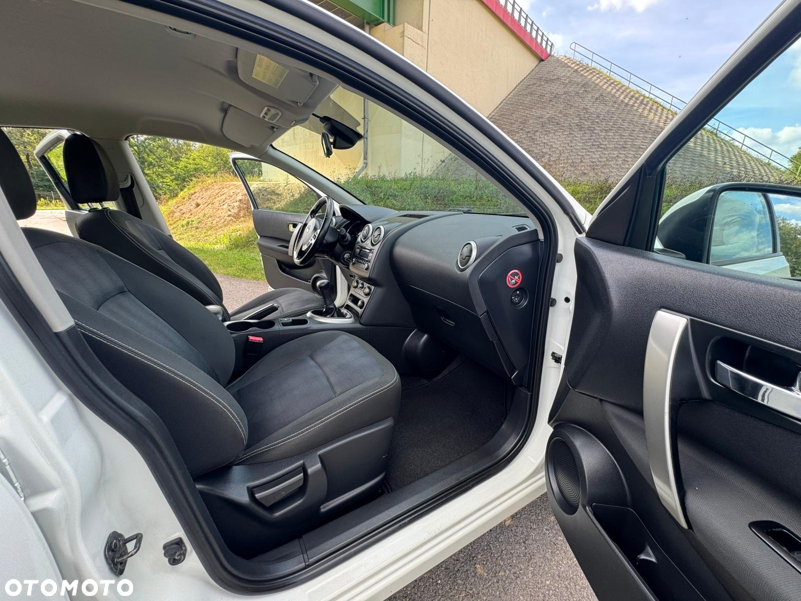 Nissan Qashqai 1.6 I-Way - 24