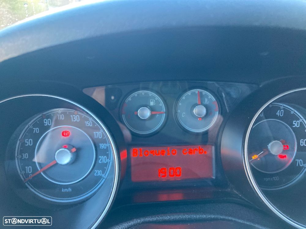 Fiat Punto 1.3 M-Jet Easy S&S - 9