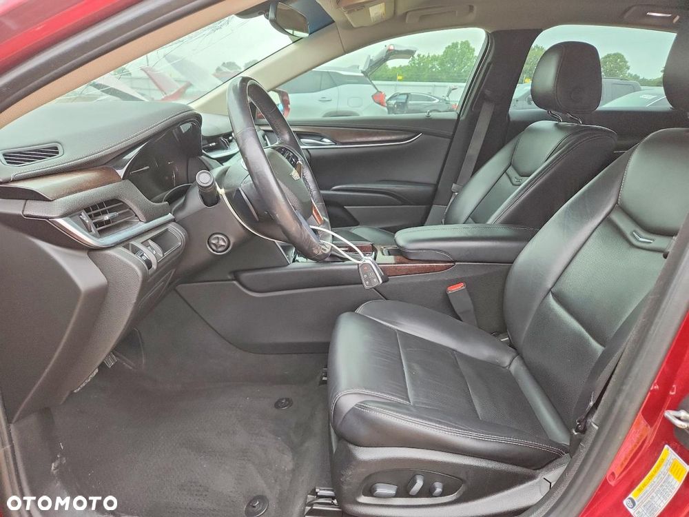 Cadillac XTS - 8