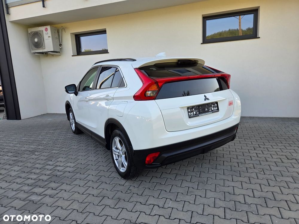 Mitsubishi Eclipse Cross - 3