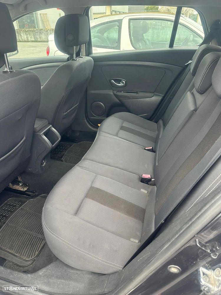 Renault Mégane Sport Tourer 1.5 dCi Dynamique S - 7