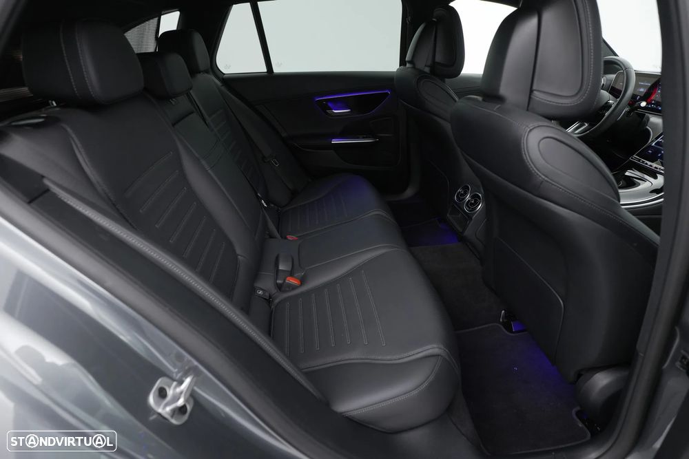 Mercedes-Benz C 300 de AMG Line - 34