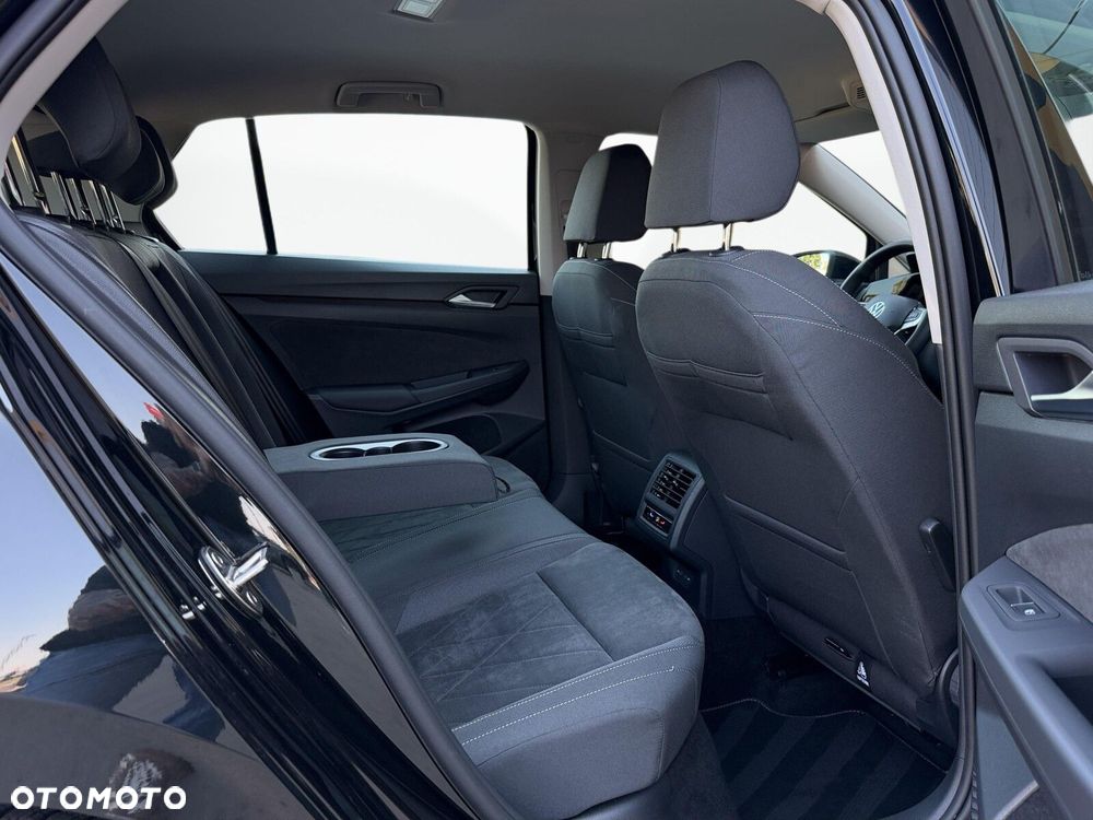 Volkswagen Golf - 14