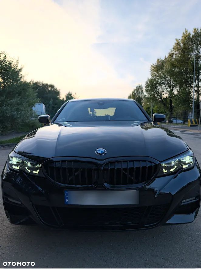 BMW Seria 3 330i xDrive Sport - 11