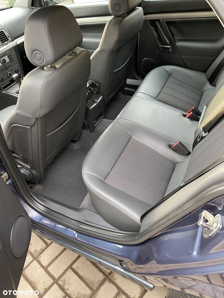 Opel Vectra 1.9 CDTI - 16