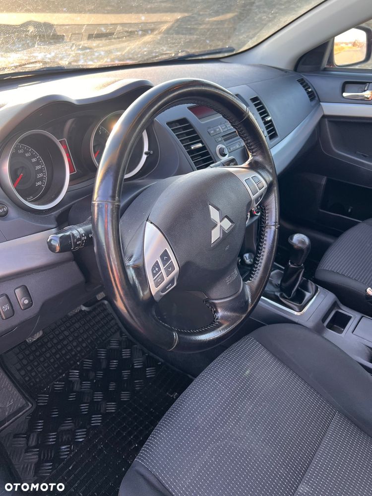 Mitsubishi Lancer 1.8 Intense - 5