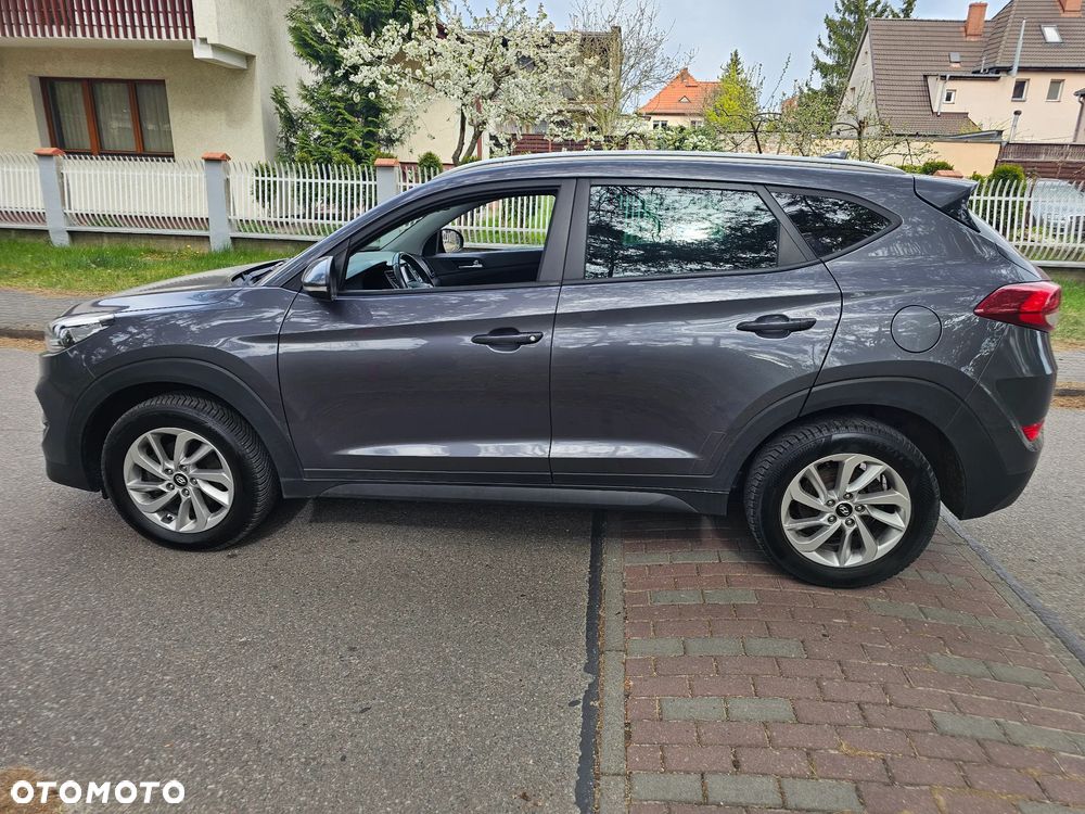 Hyundai Tucson blue 1.7 CRDi 2WD Advantage - 11