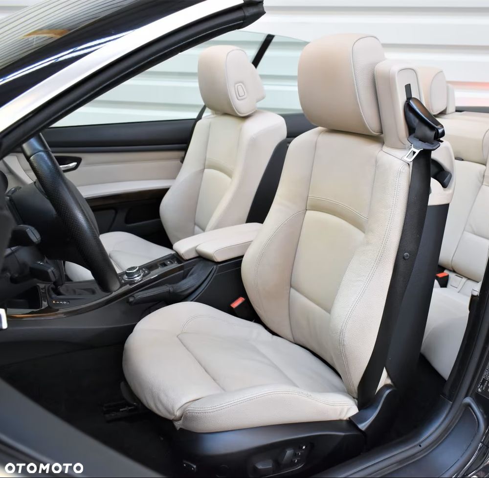 BMW Seria 3 320d DPF M Sport Edition - 13