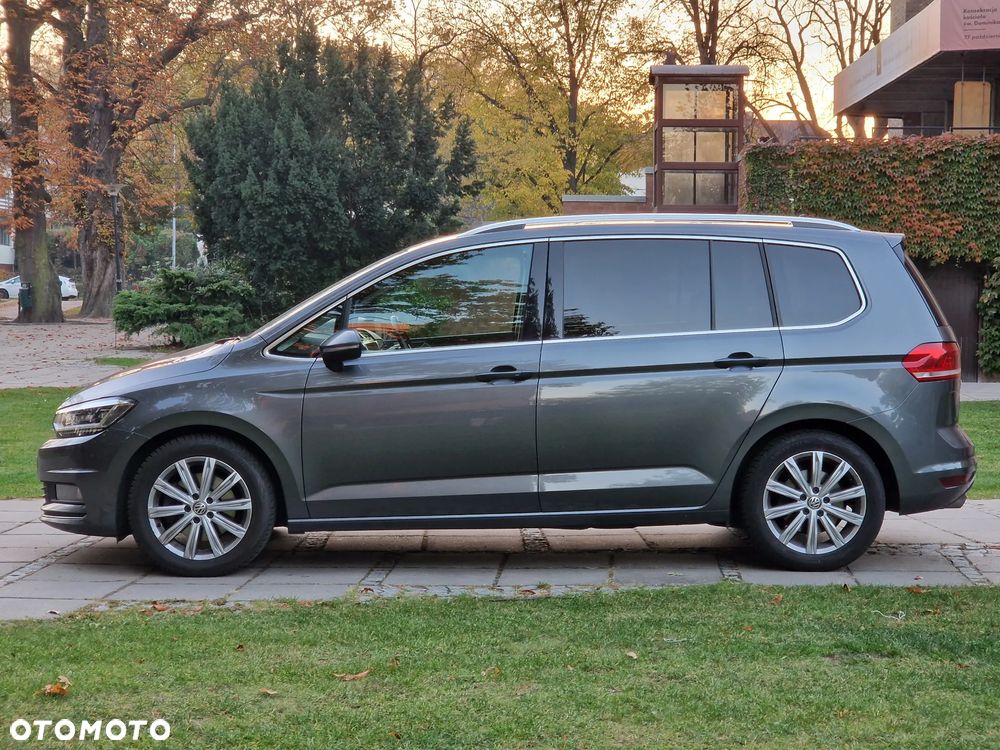 Volkswagen Touran - 9