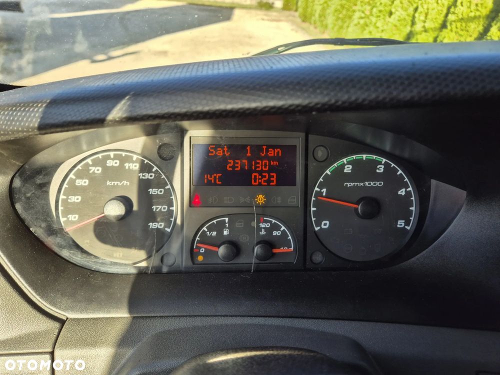 Iveco 35c17 3.0 Brygadówka - 25