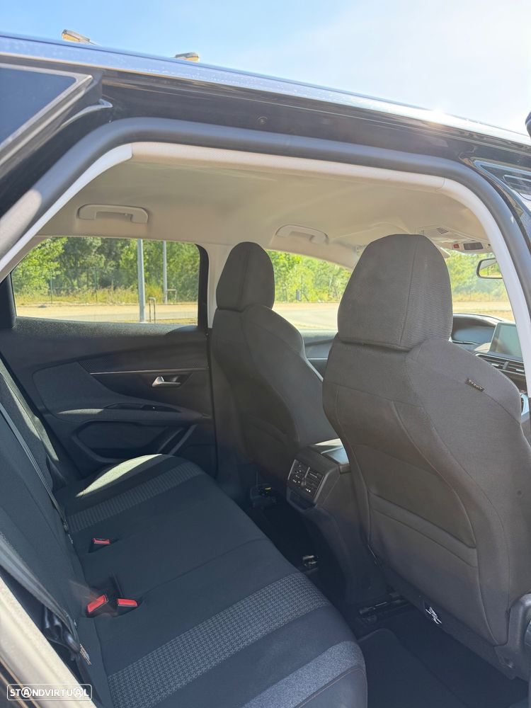 Peugeot 3008 PureTech 130 Stop & Start GPF Active Business-Pack - 11