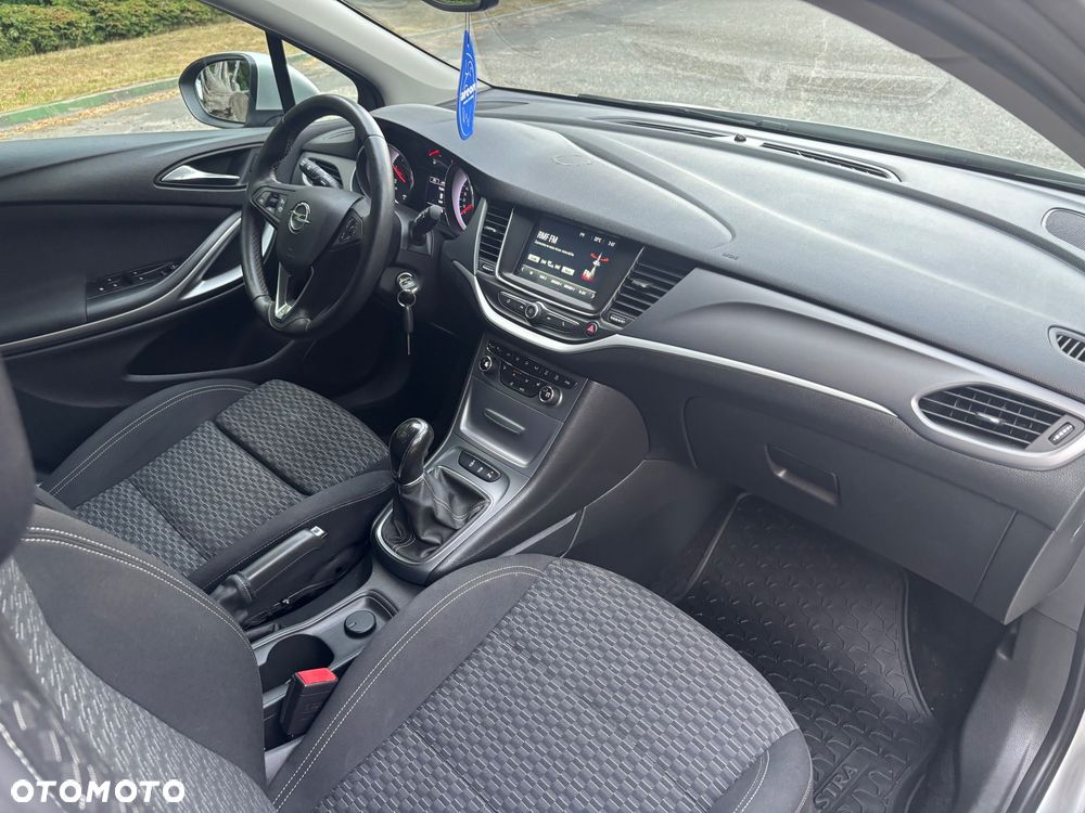 Opel Astra - 11