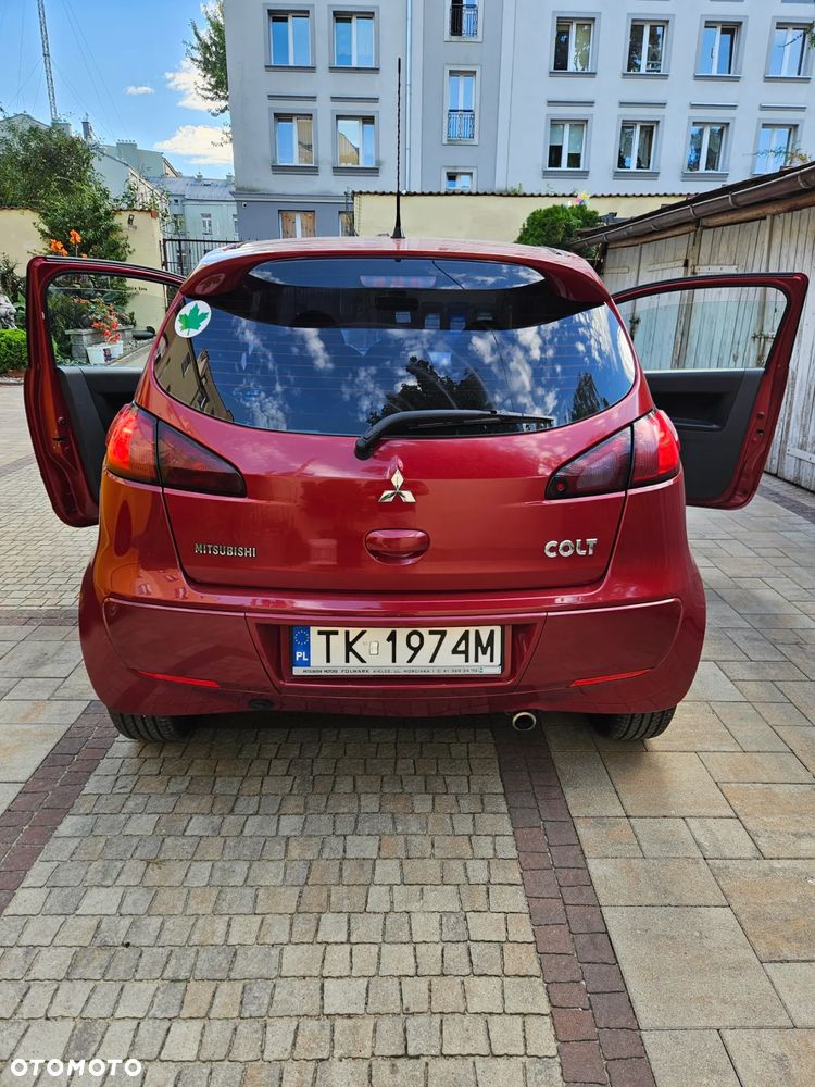 Mitsubishi Colt - 5