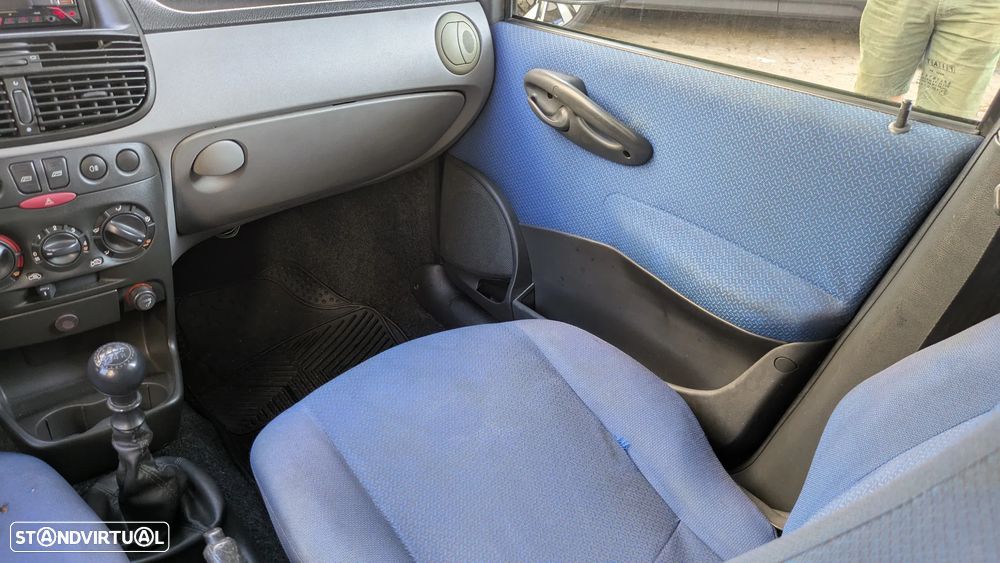 Fiat Punto 1.2 60 Active - 9