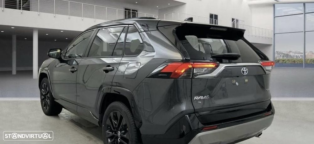 Toyota RAV4 - 5