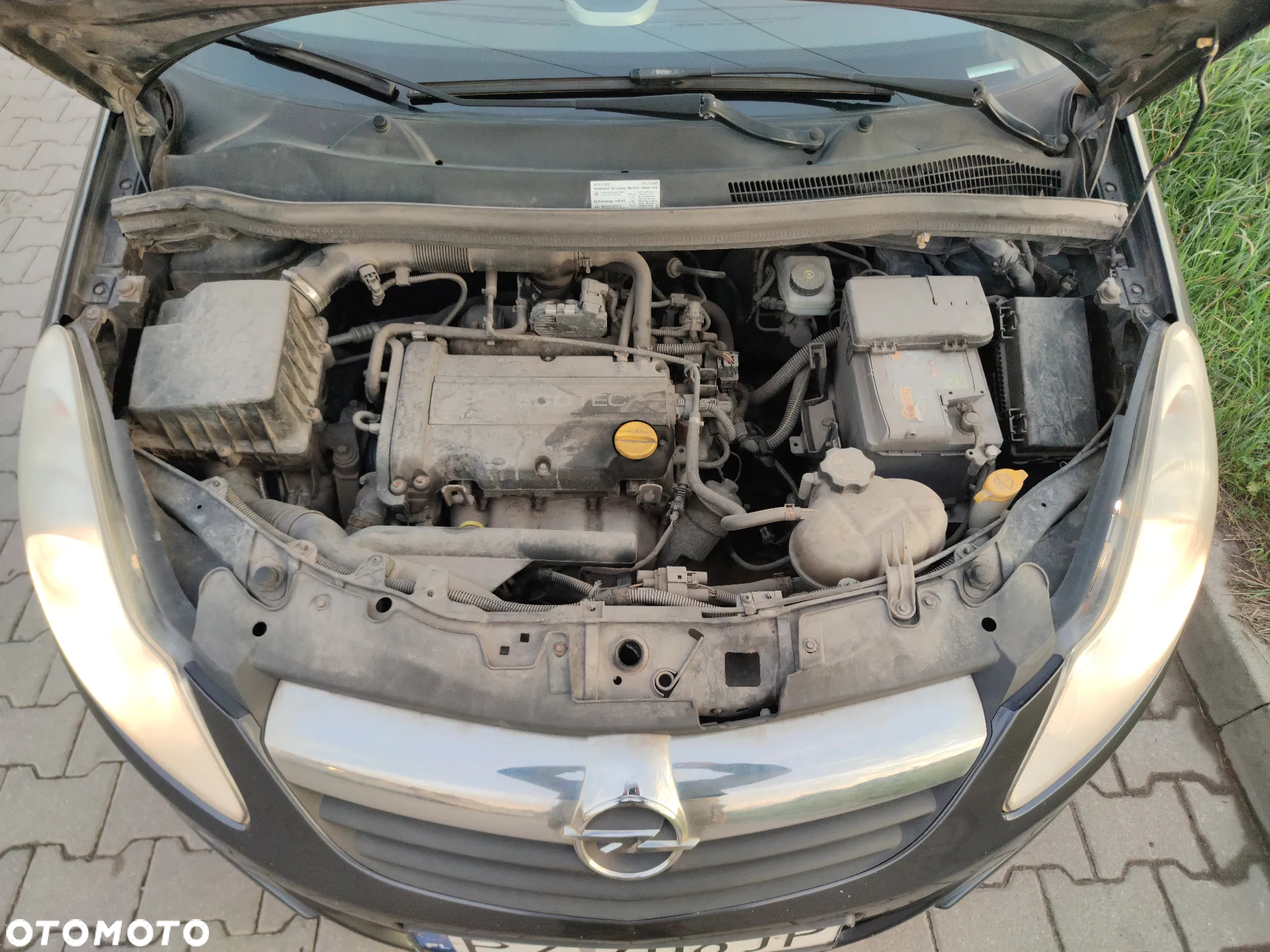 Opel Corsa 1.4 16V Enjoy - 5
