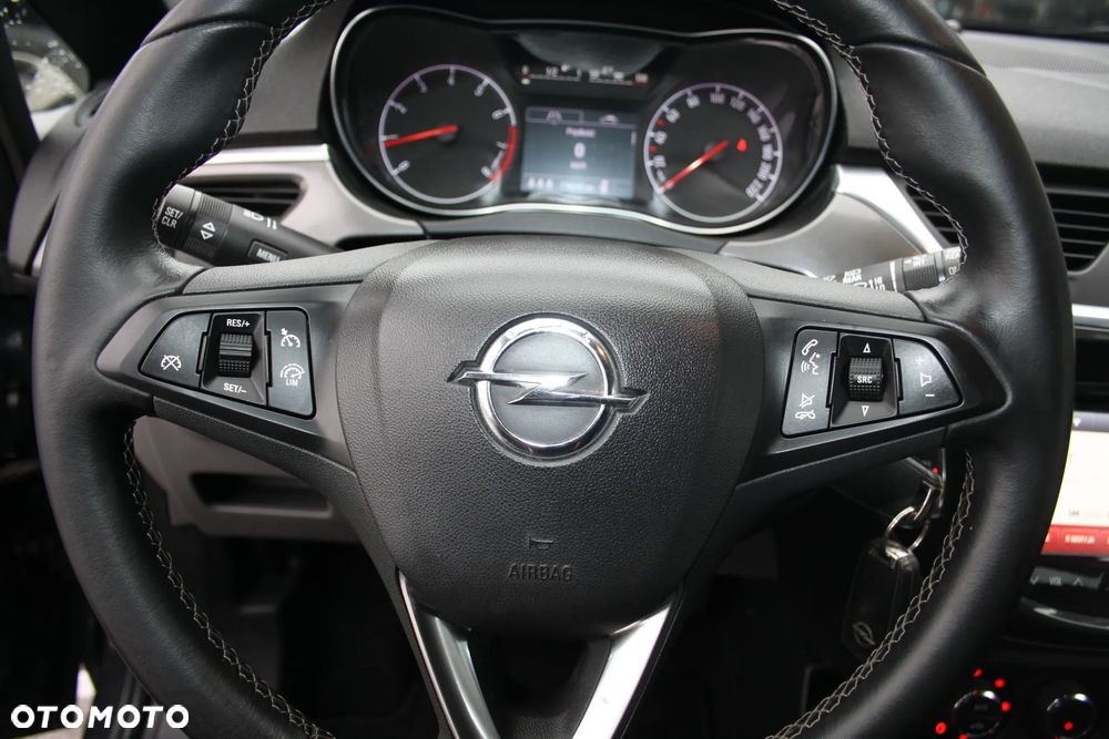 Opel Corsa 1.4 16V Cosmo - 13