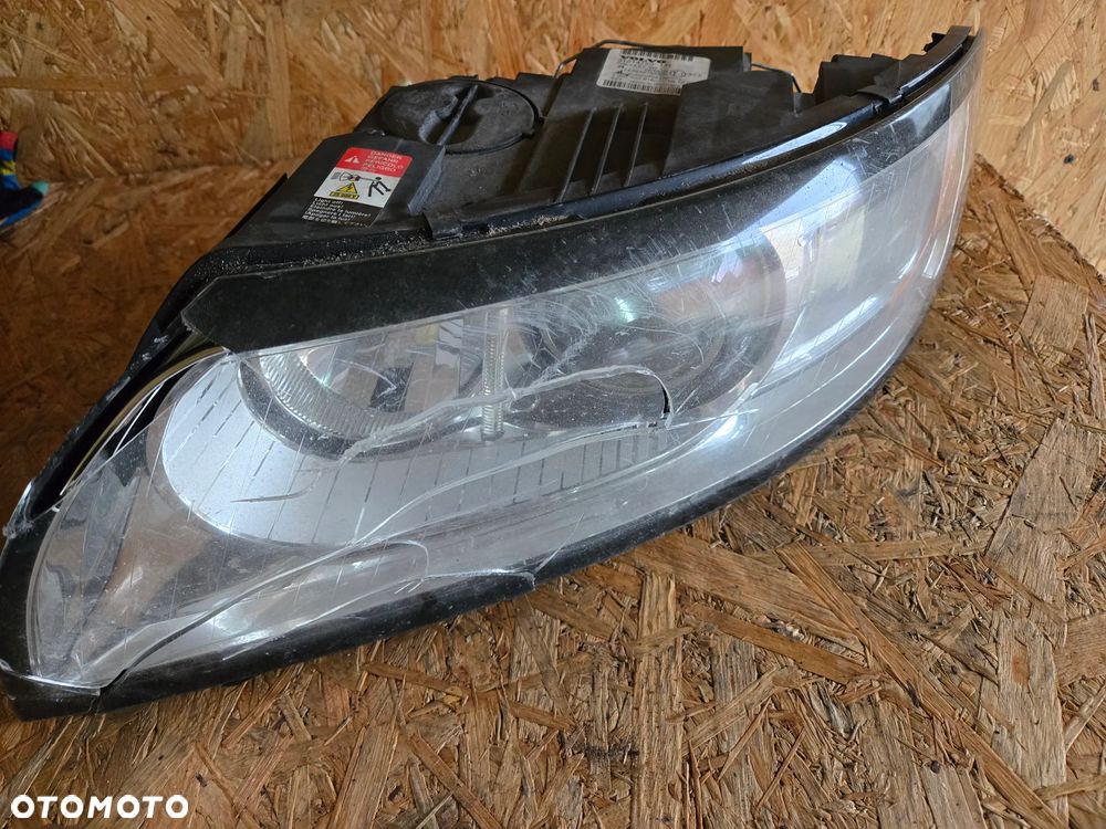 VOLVO S40 V50 LIFT LAMPA LEWA BIXENON EU - 1