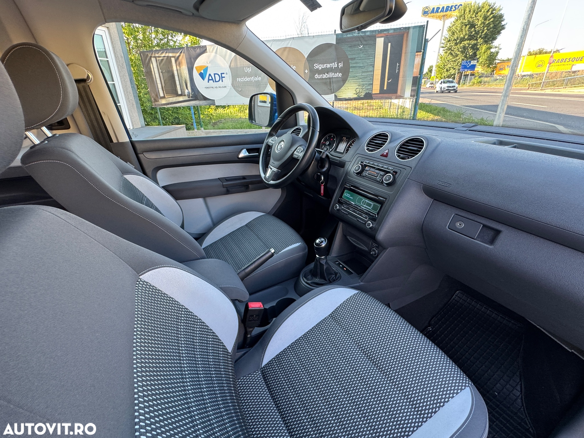 Volkswagen Caddy 2.0 TDI 4Motion Trendline - 34