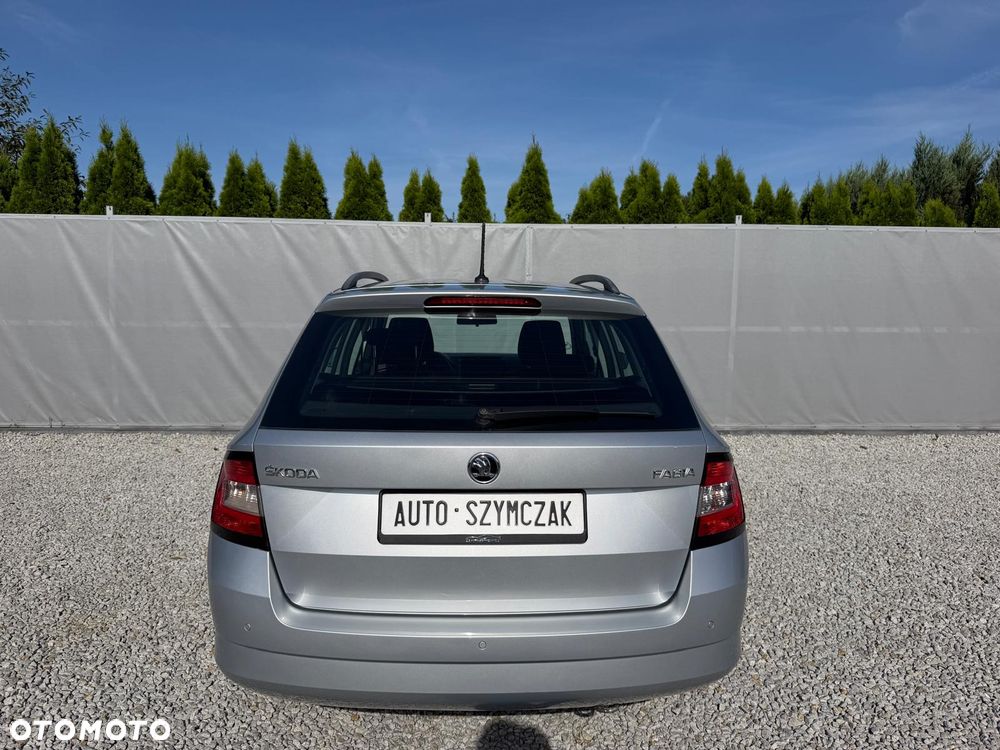 Skoda Fabia 1.2 TSI Ambition - 11