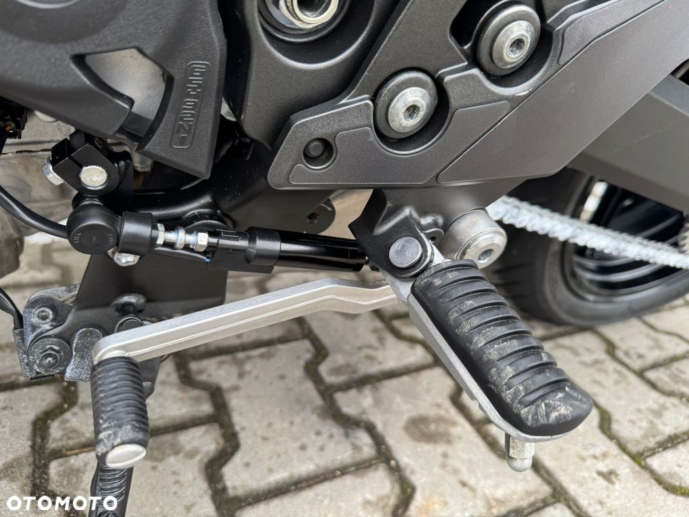 Kawasaki Versys 1000 - 16