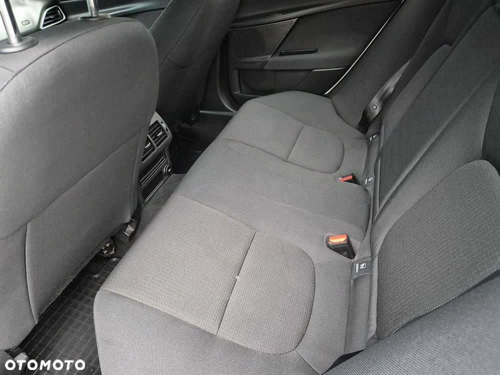 Jaguar XE 2.0 D180 S - 22