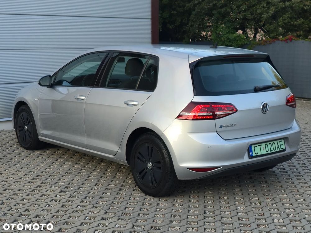 Volkswagen Golf - 19
