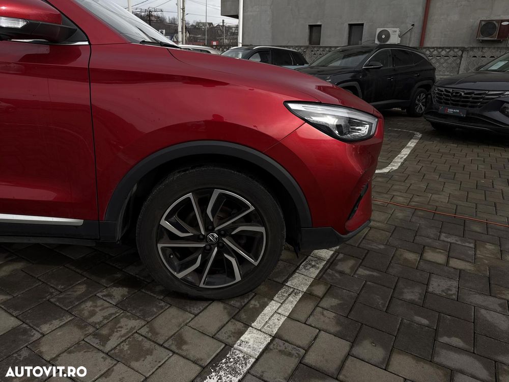 MG ZS 1.5 GSL 5MT Exclusive - 16