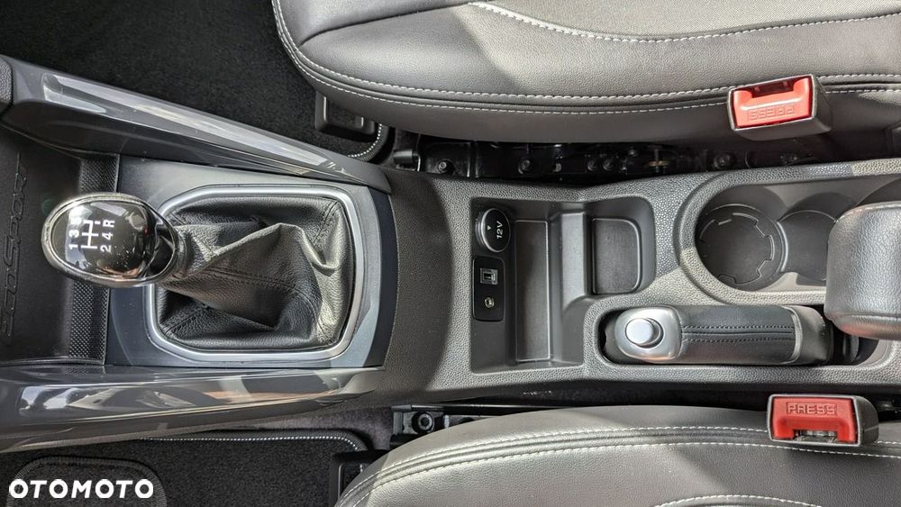 Ford EcoSport - 34
