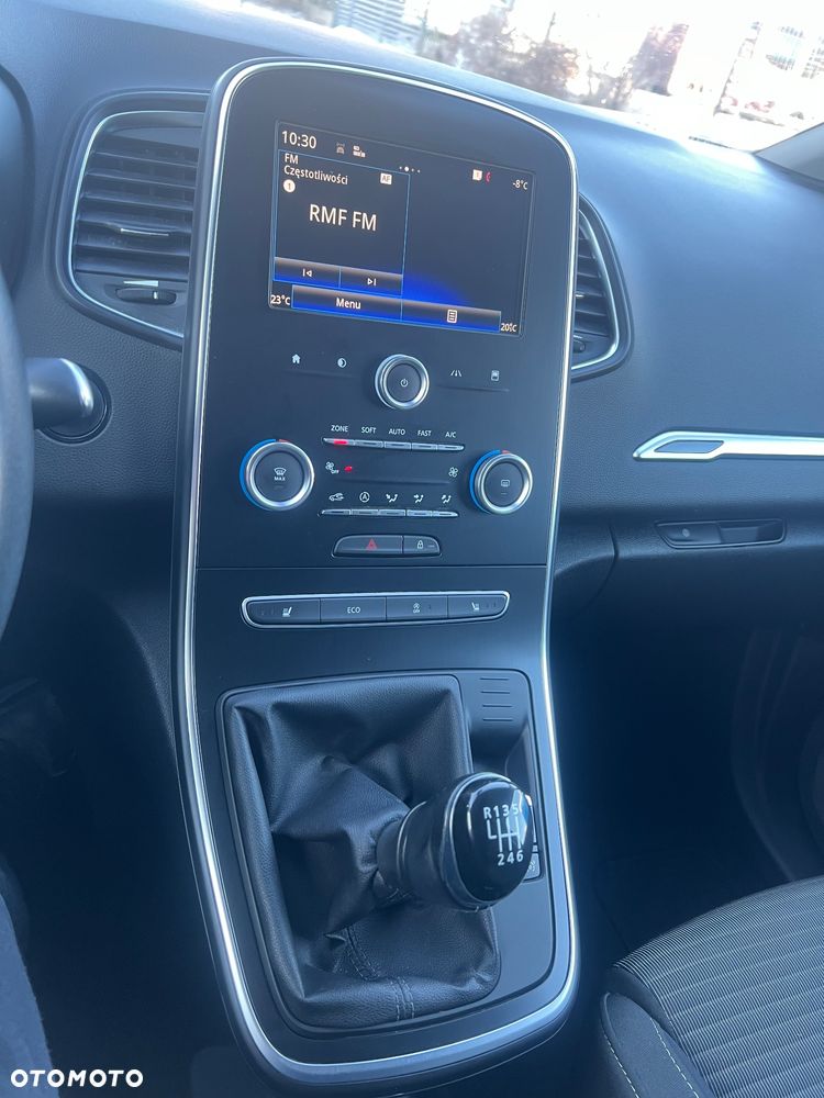 Renault Scenic Energy TCe 130 S&S Xmod Bose Edition - 12