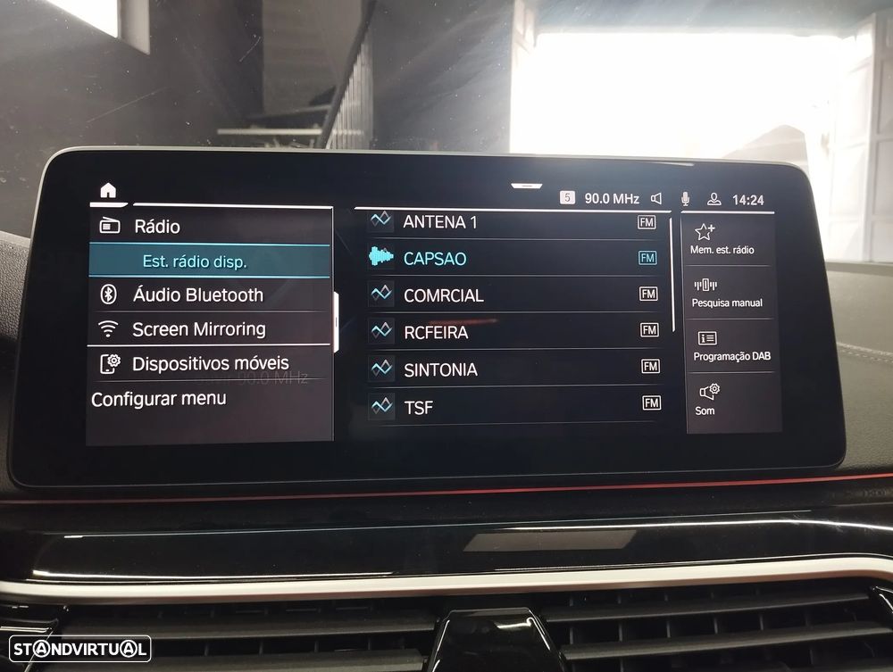 BMW 530 e Line Luxury - 40