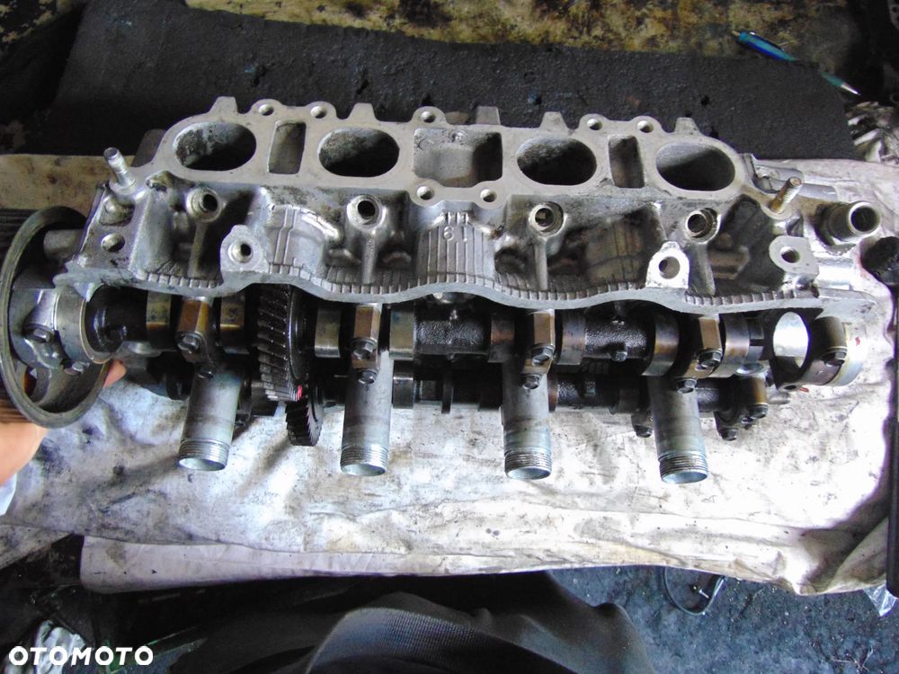 Głowica Toyota carina E 2,0 16 V 99 rok po regeneracji - 5