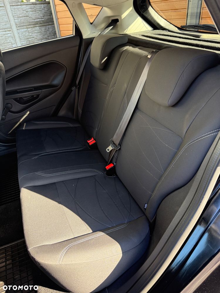 Ford Fiesta - 14