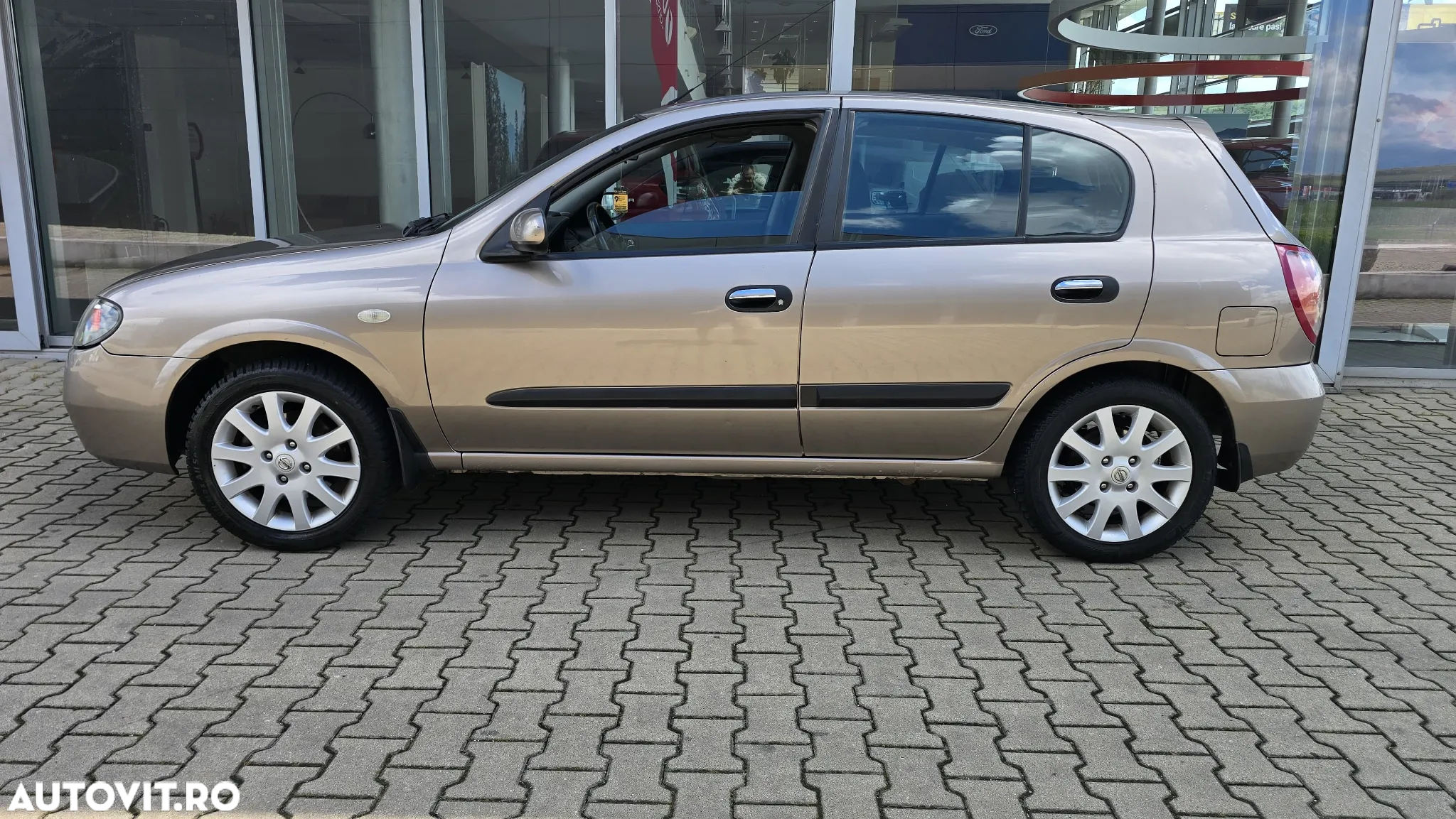 Nissan Almera 1.5 Acenta+ - 9