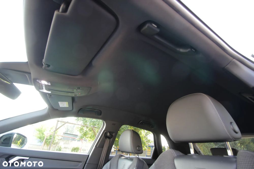 Audi Q3 40 TDI Quattro S Line S tronic - 23