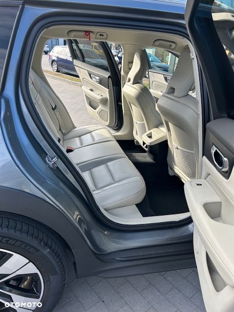 Volvo V60 D4 AWD - 7